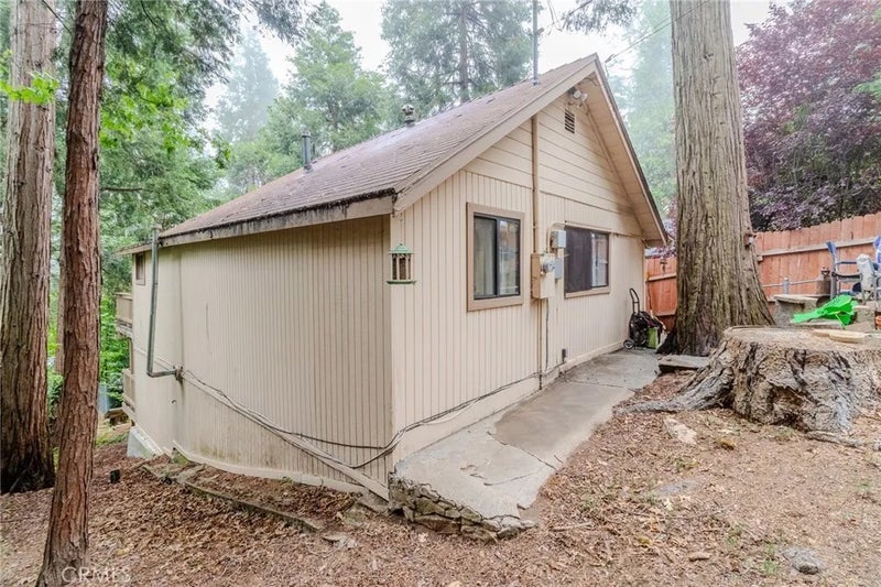 753 Woodland