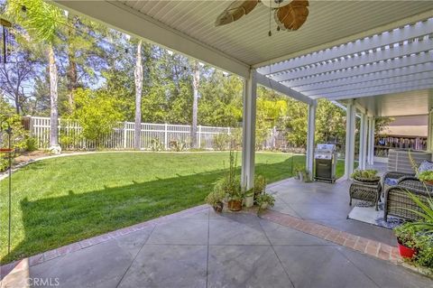 Photo of 31972 Calle Balareza, Temecula, CA 92592 (MLS # SW26124888)