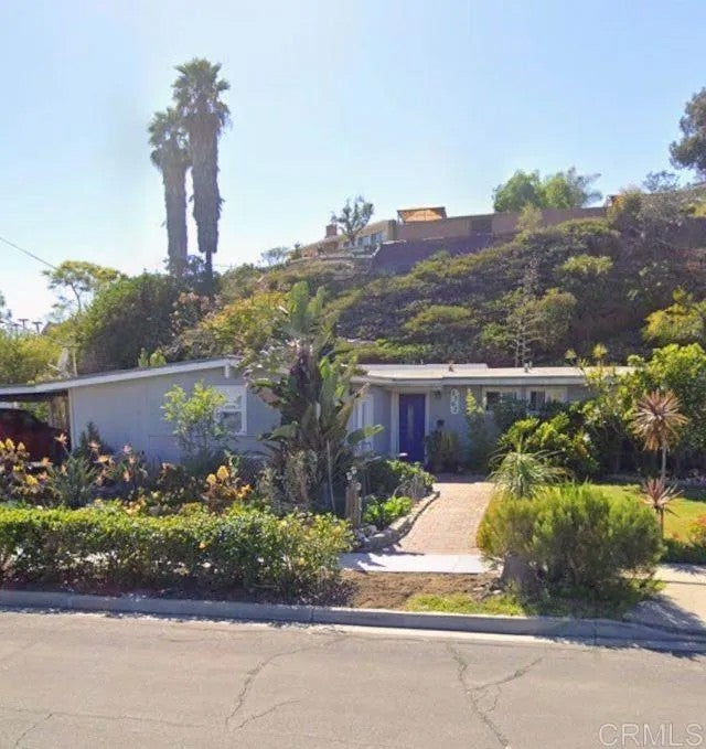 5762 Dugan Avenue