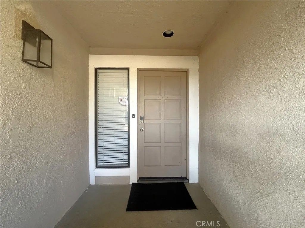 Photo of 2466 Fairbrook Way, Costa Mesa, CA 92626 (MLS # IG25246000)
