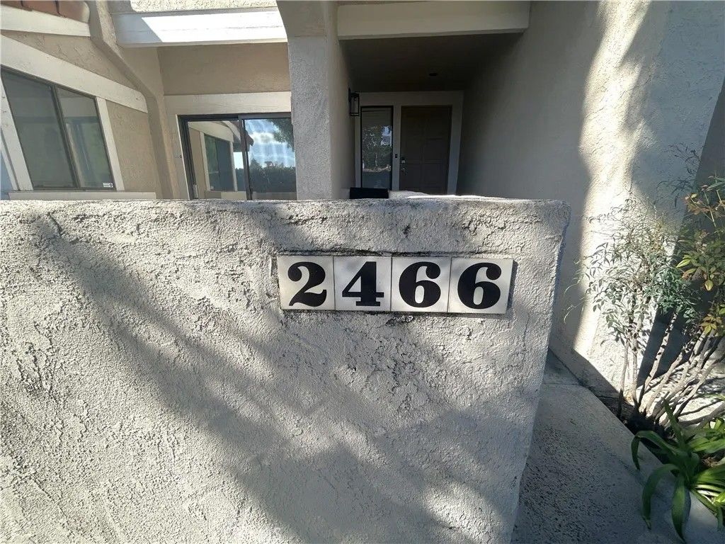 Photo of 2466 Fairbrook Way, Costa Mesa, CA 92626 (MLS # IG25246000)