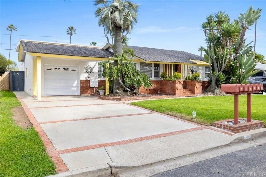 Photo of 1630 S Tremont Street #A, Oceanside, CA 92054 (MLS # NDP2600964)