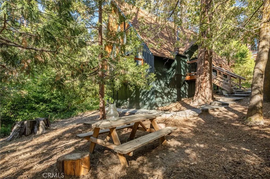 385 Birchwood Drive