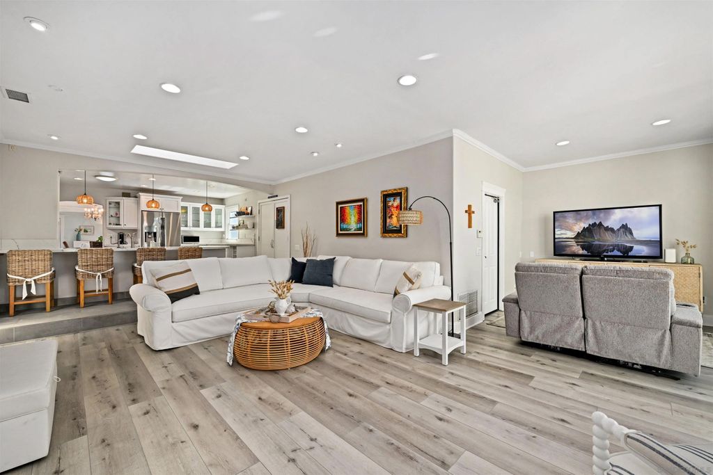 Photo of 4750 Utah St, San Diego, CA 92116 (MLS # 260010855)