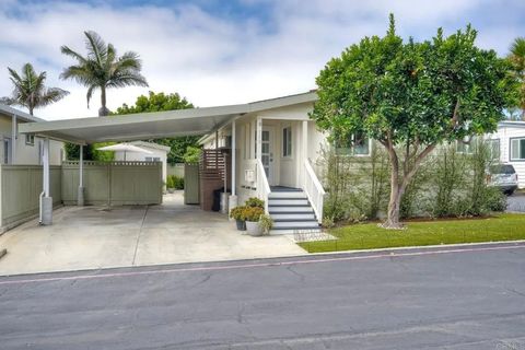 699 N Vulcan SPC 113 Encinitas CA 92024