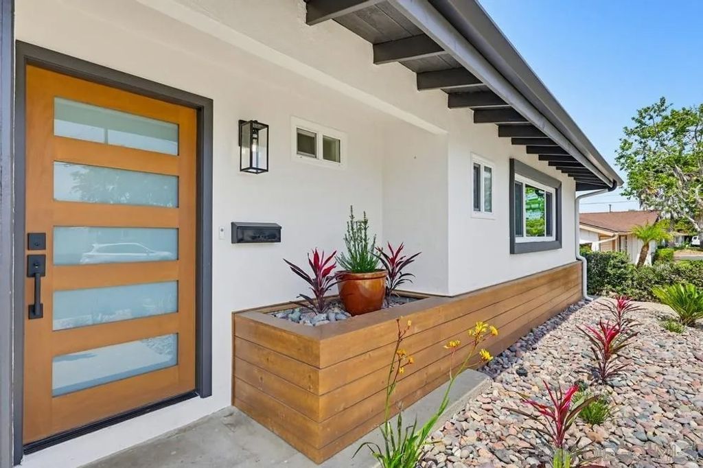 Photo of 12804 Carriage Rd, Poway, CA 92064 (MLS # 260007511)