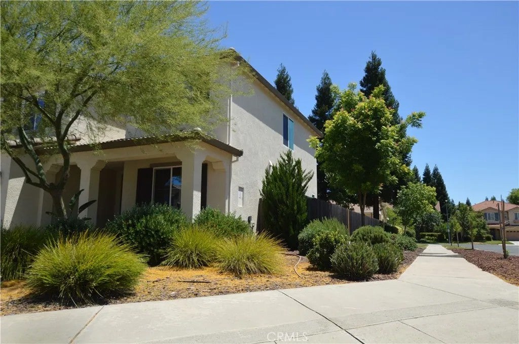 3504 Creekview Court