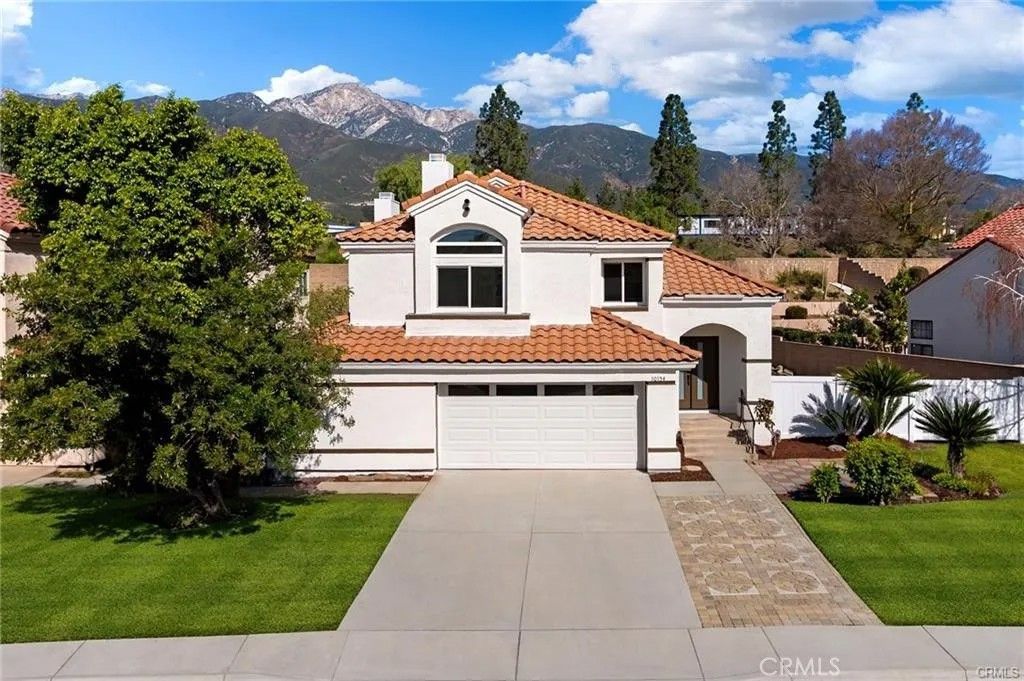 Photo of 10154 Northridge Dr, Rancho Cucamonga, CA 91737 (MLS # AR26087275)