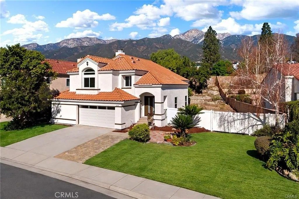 Photo of 10154 Northridge Dr, Rancho Cucamonga, CA 91737 (MLS # AR26087275)