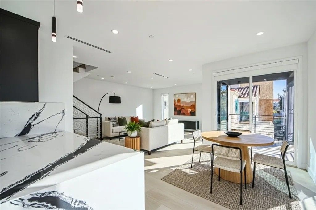 Photo of 2202 Thurman Avenue, Los Angeles, CA 90016 (MLS # BB25251577)