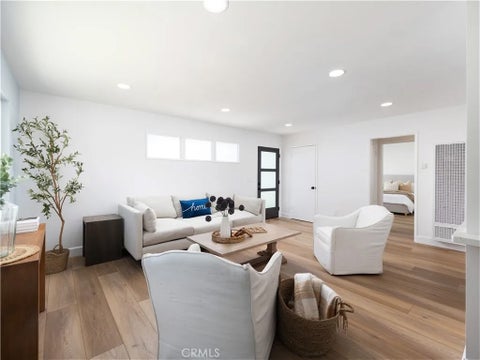 Tiny photo for 9312 Nautilus DR, Huntington Beach, CA 92646 (MLS # PW26165104)