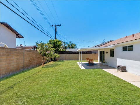 Tiny photo for 9312 Nautilus DR, Huntington Beach, CA 92646 (MLS # PW26165104)
