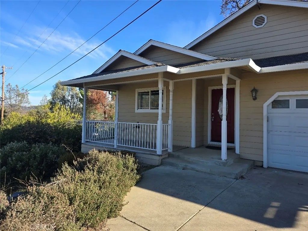 Photo of 10188 Bell, Lower Lake, CA 95457 (MLS # LC25275998)