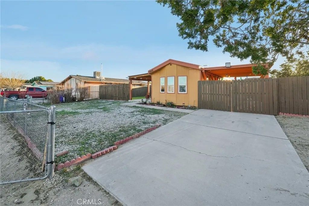 Photo of 19013 Joshua Street, Adelanto, CA 92301 (MLS # DW26053142)