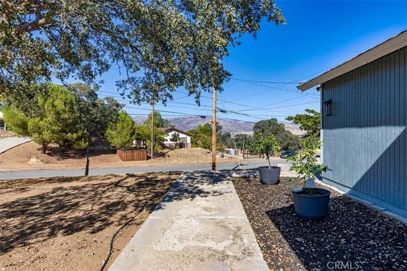 21424 Mountain