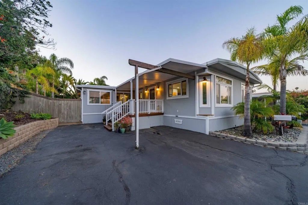 Photo of 699 N Vulcan Ave #SPC 135, Encinitas, CA 92024 (MLS # NDP2505989)