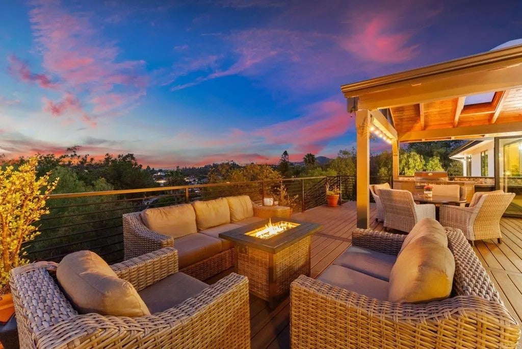 Photo of 1782 Alta Vista Drive, Vista, CA 92084 (MLS # NDP2604528)