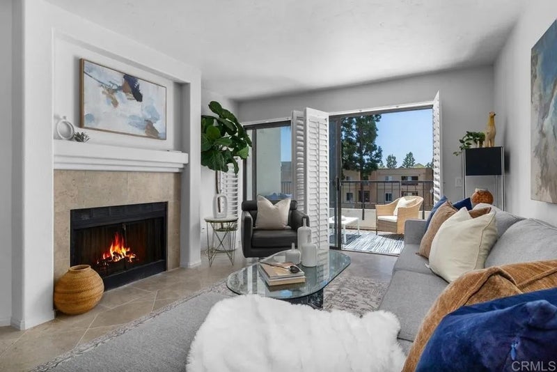 3525 Lebon Dr. 307