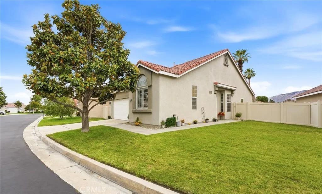 Photo of 837 Rubi Court, San Jacinto, CA 92583 (MLS # SW26096667)