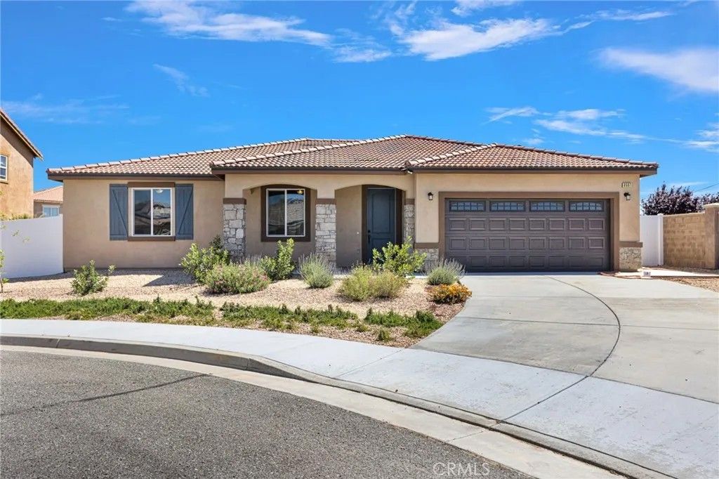 Photo of 8507 Stockton Avenue, Hesperia, CA 92344 (MLS # CV26081572)