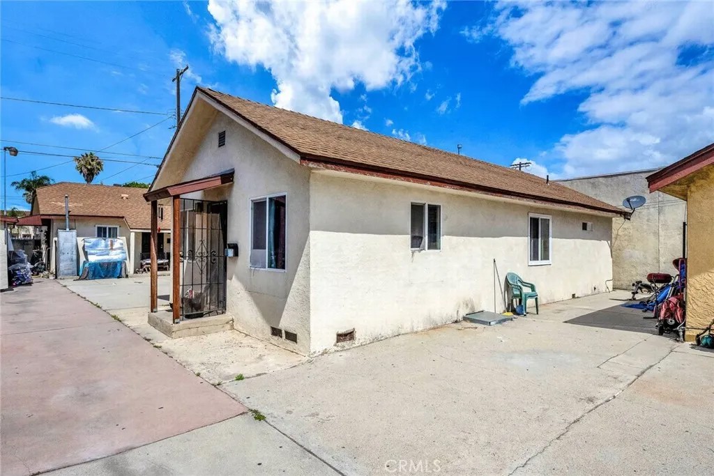 519 Broad Avenue