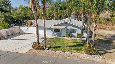 Tiny photo for 28545 Connecticut Dr, Canyon Lake, CA 92587 (MLS # PW25245882)