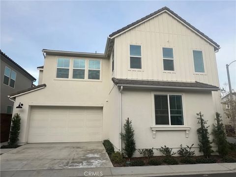 Photo of 4088 Shada Ln, Corona, CA 92883 (MLS # OC25278108)