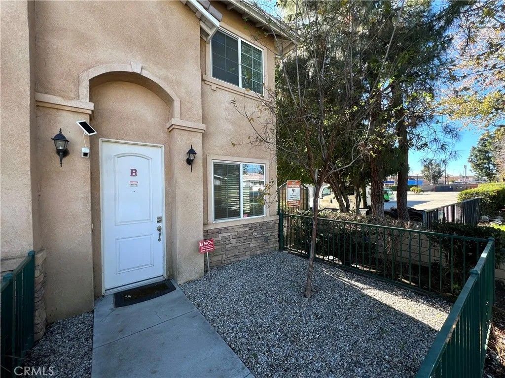 Photo of 1672 E Harvard Pl #B, Ontario, CA 91764 (MLS # TR26019381)