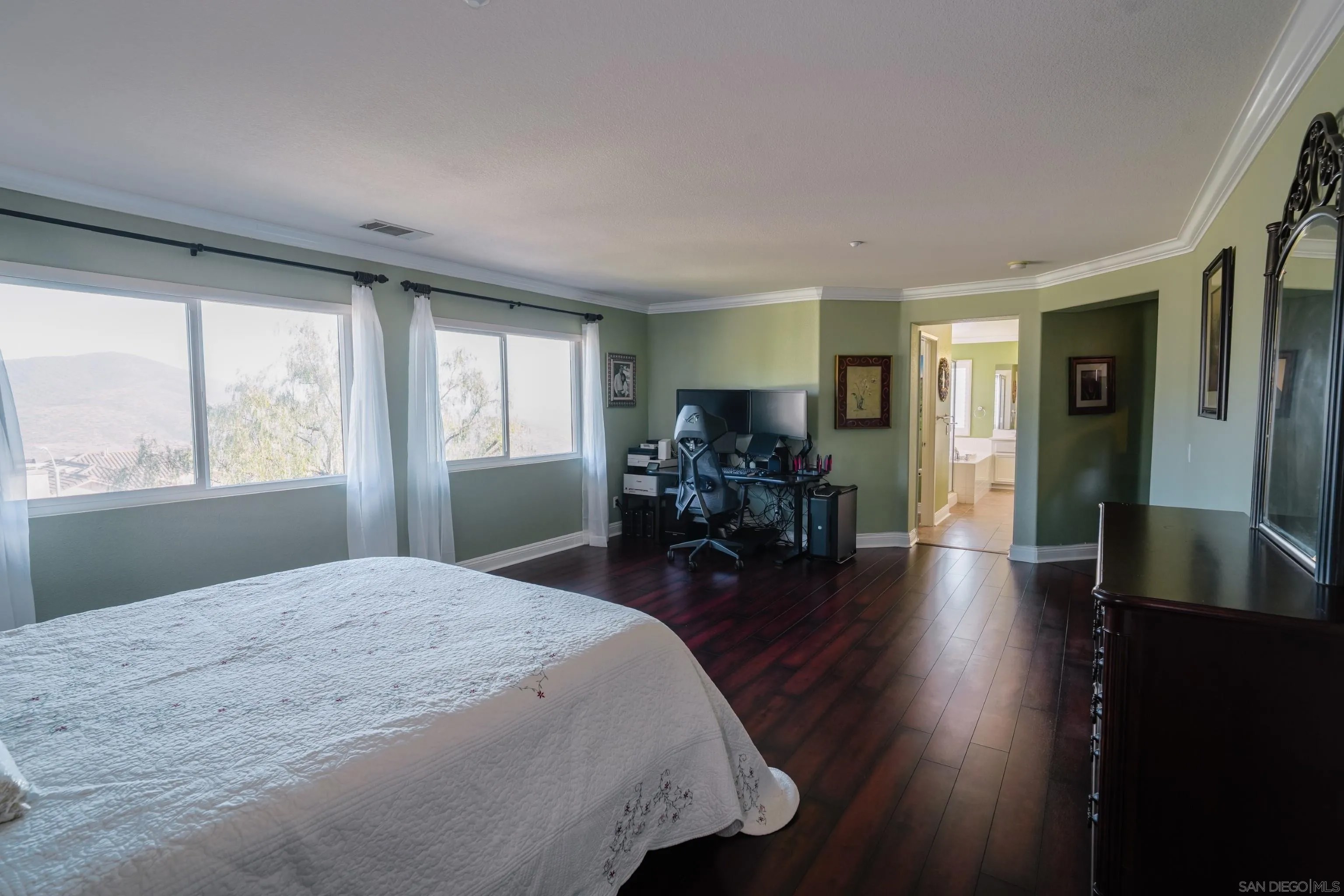 2157 Crystal Clear Dr.