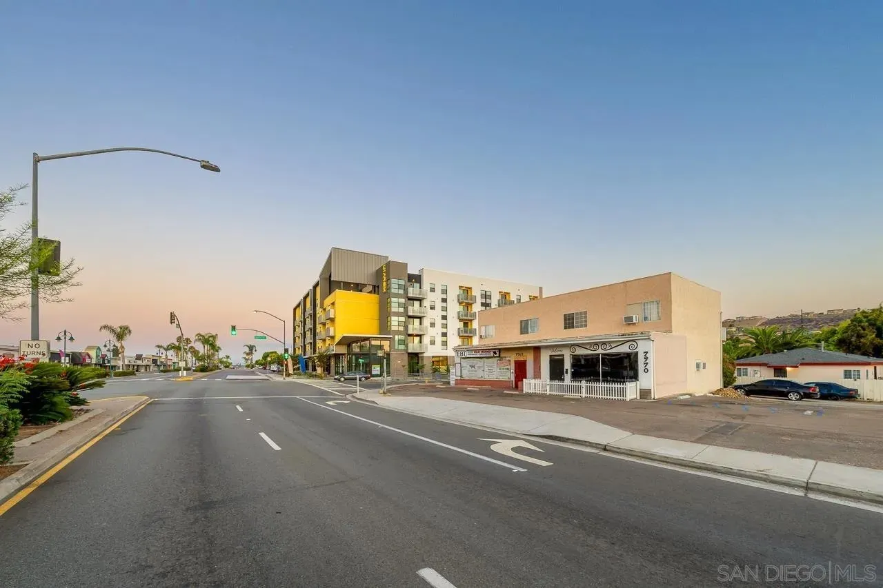 Lemon Grove, California 91945, United States, ,Commercial,Active,31860