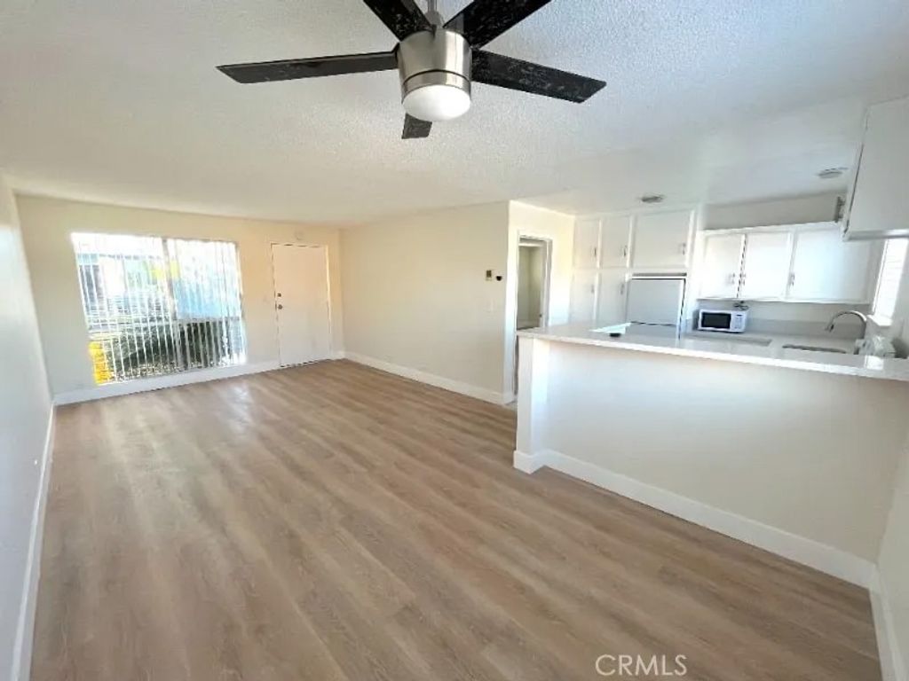 Photo of 931 W 19th Street #38, Costa Mesa, CA 92627 (MLS # SR25270934)