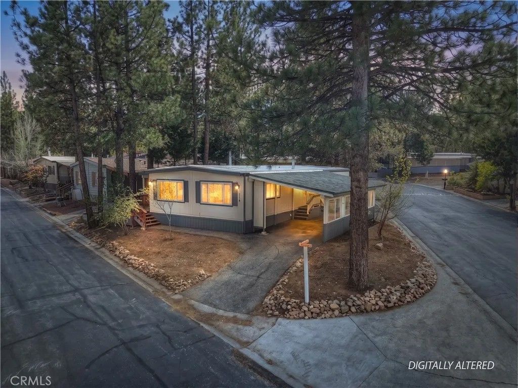 Photo of 391 Montclair DR #114, Big Bear Lake, CA 92314 (MLS # IG26097322)