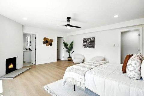 Tiny photo for 4542 Milton Street, San Diego, CA 92110 (MLS # PTP2600295)