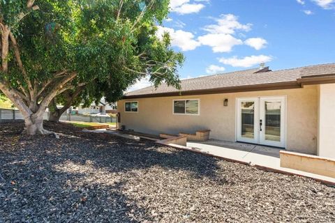 Tiny photo for 4542 Milton Street, San Diego, CA 92110 (MLS # PTP2600295)