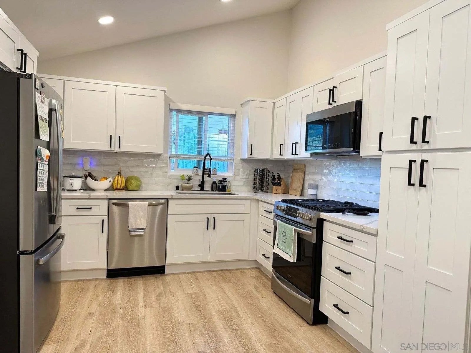 5710 Greycourt