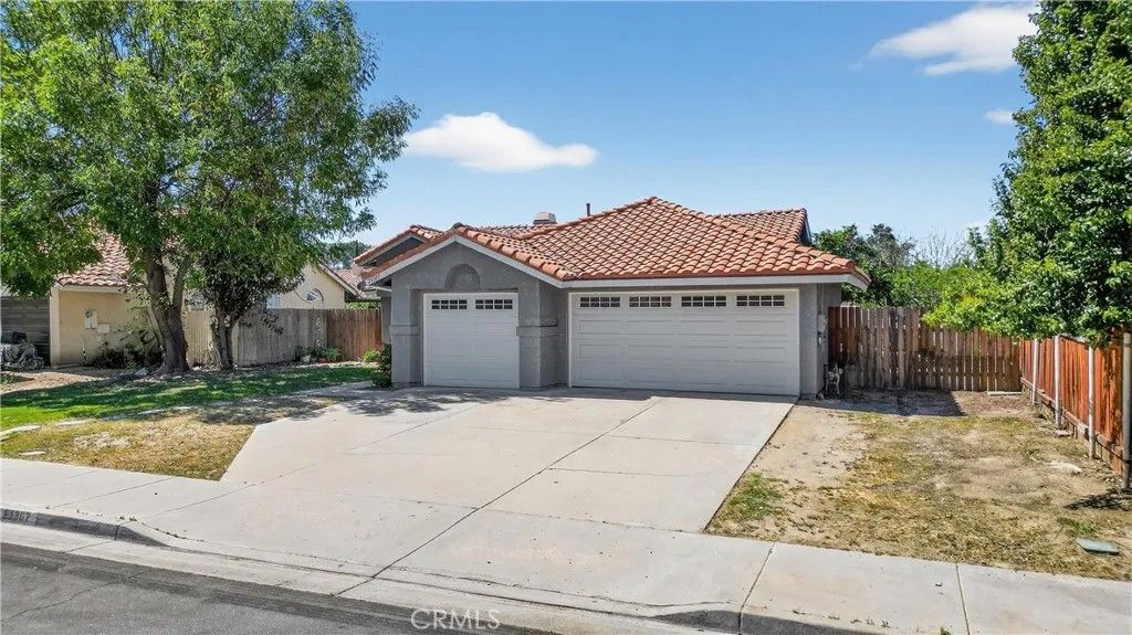 Photo of 25307 Avenida Chagres, Hemet, CA 92544 (MLS # CV26059826)