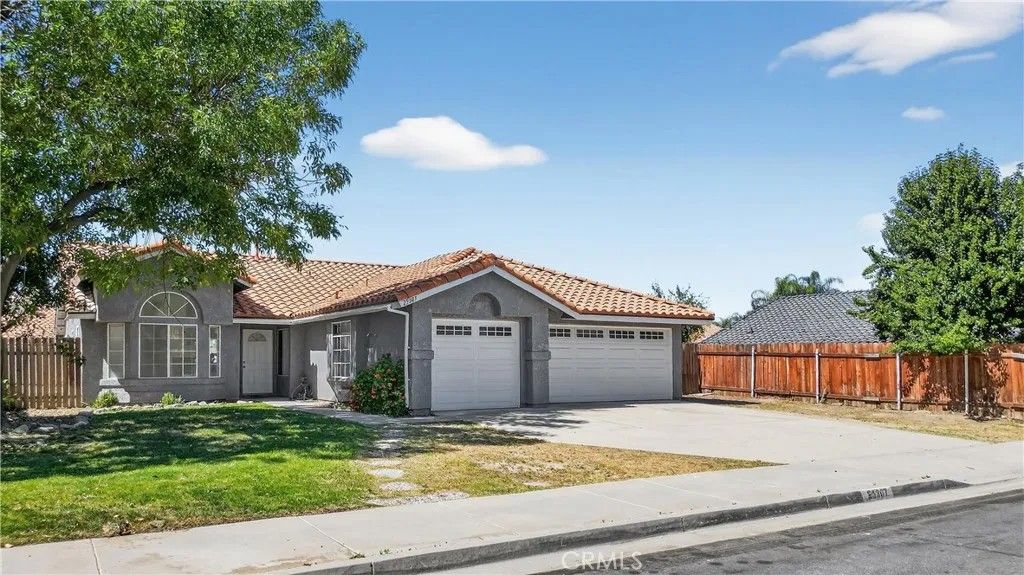 Photo of 25307 Avenida Chagres, Hemet, CA 92544 (MLS # CV26059826)