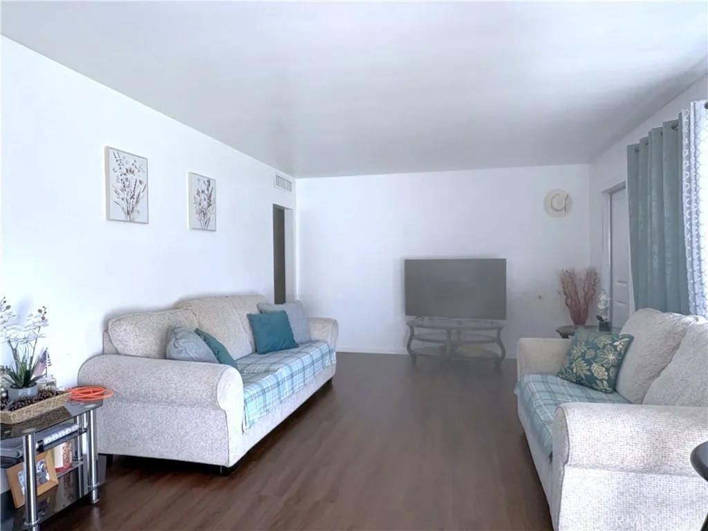 2305 Sandy