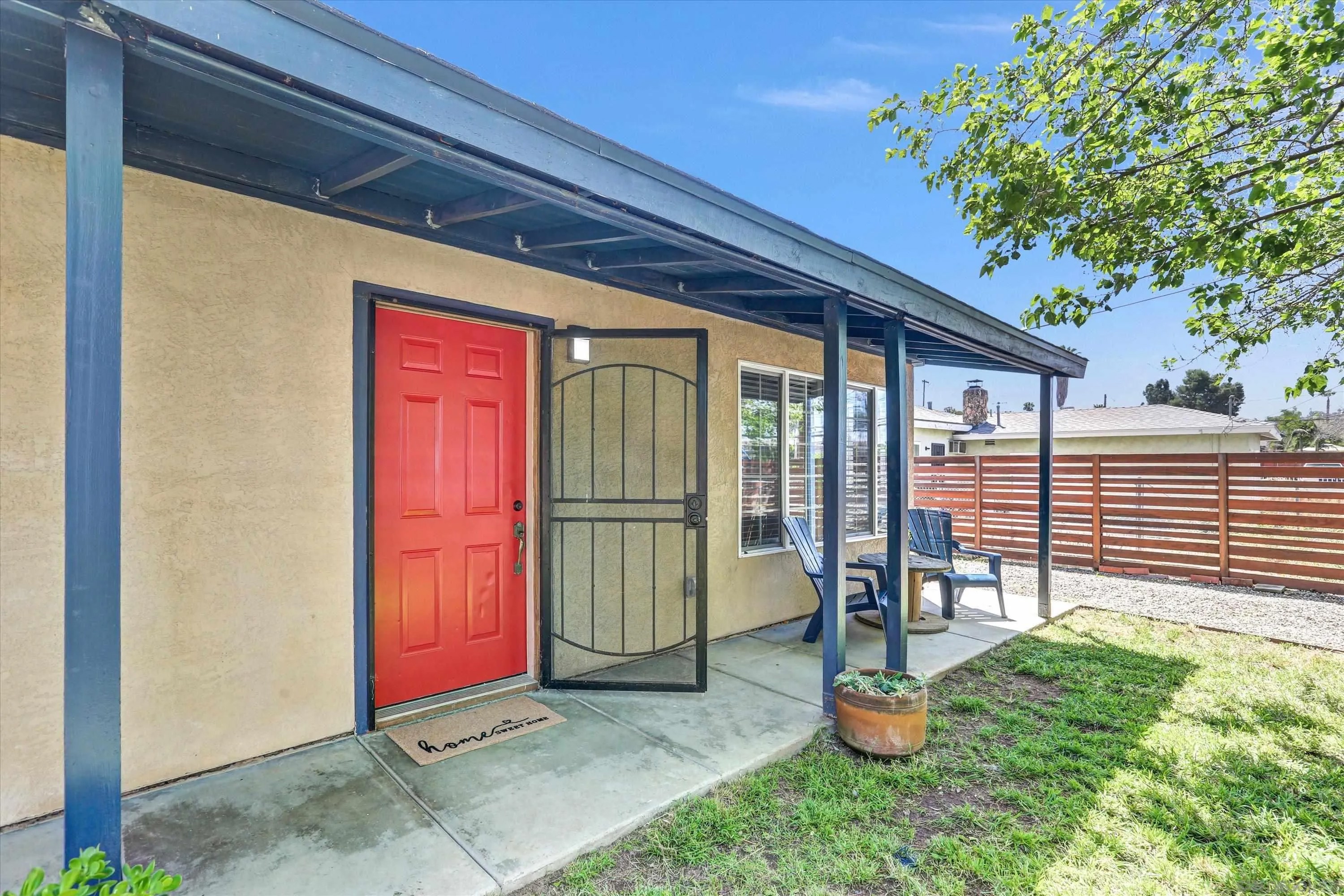 2731 Bancroft