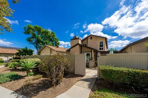 10366 Rochelle Ave, Santee, CA 92071 - #: 250041076