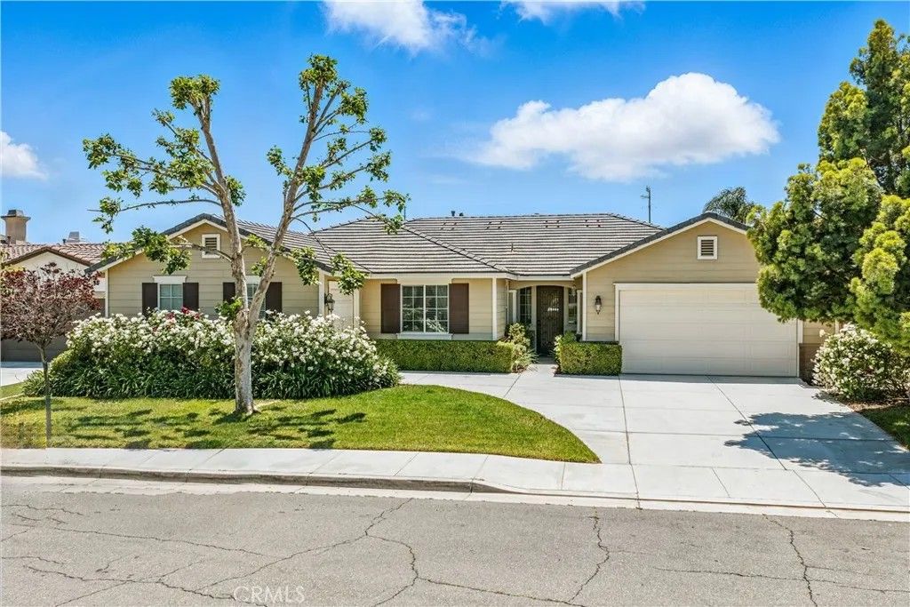 Photo of 29009 Smooth Sailing Court, Menifee, CA 92585 (MLS # SW25282209)