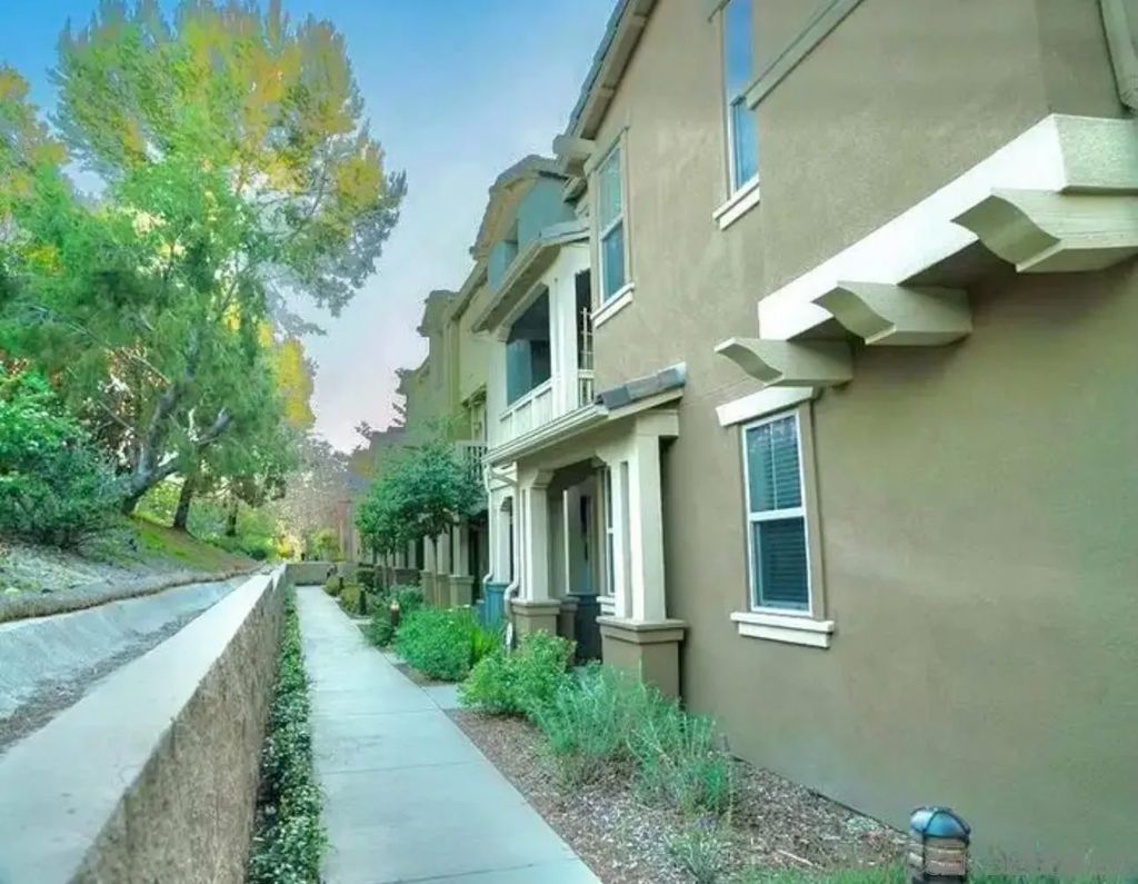 Photo of 1812 Lime Court #10, Chula Vista, CA 91913 (MLS # 250041580)