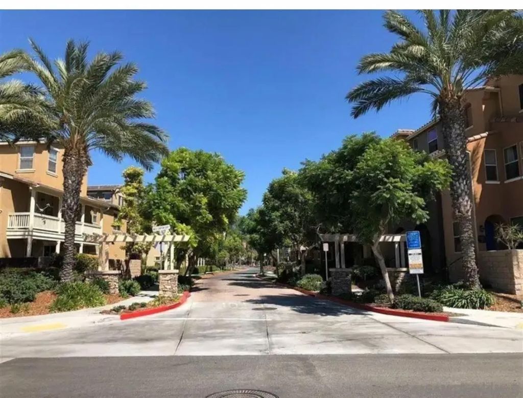 Photo of 1812 Lime Court #10, Chula Vista, CA 91913 (MLS # 250041580)