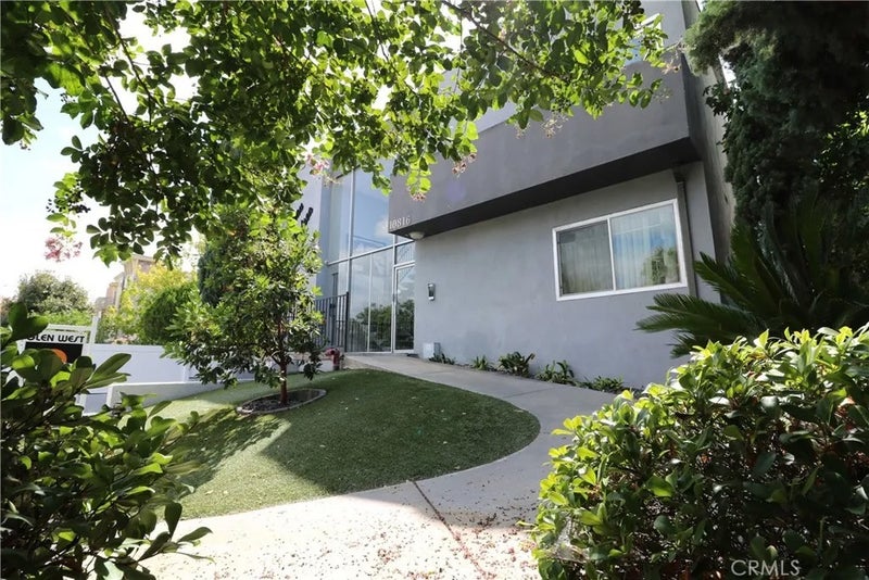 10816 Camarillo