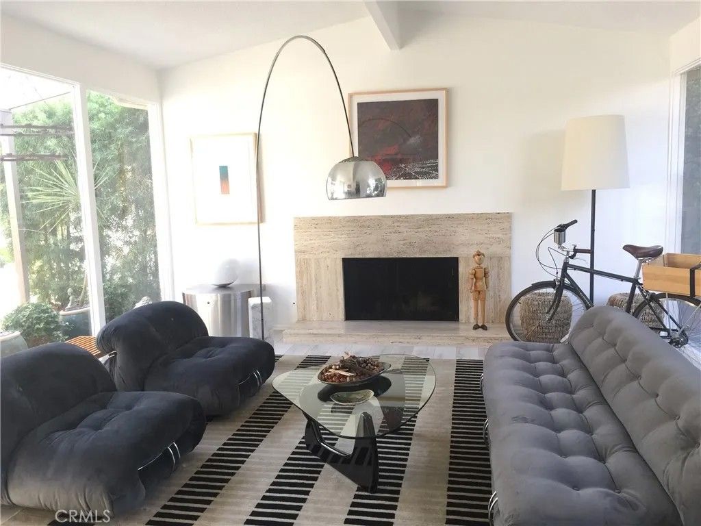 Photo of 1510 Westcliff Drive #1, Newport Beach, CA 92660 (MLS # NP26015975)
