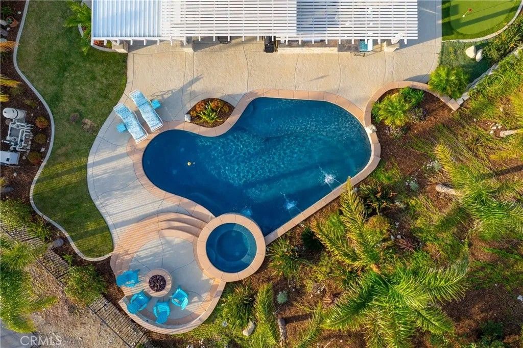 Photo of 17909 Lapis Ln, San Bernardino, CA 92407 (MLS # IV26026058)