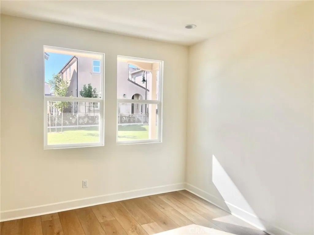 Photo of 412 Belair Place, Ventura, CA 93004 (MLS # OC25281941)