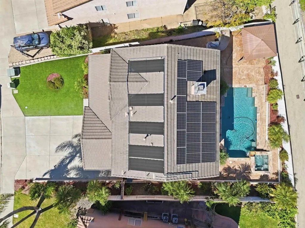 Photo of 827 Via Barquero, San Marcos, CA 92069 (MLS # PTP2602320)