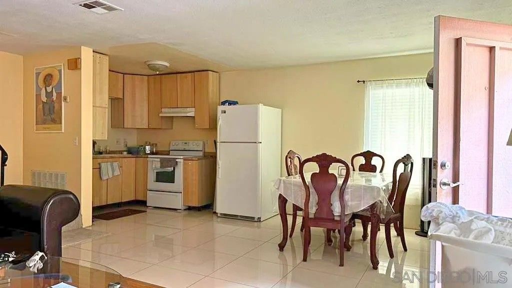 Photo of 6862 Parkside Ave, San Diego, CA 92139 (MLS # 260002647)