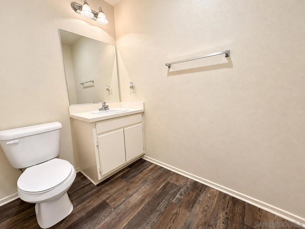 Photo of 1231 Idanan Rd #4, Chula Vista, CA 91913 (MLS # 260025976)